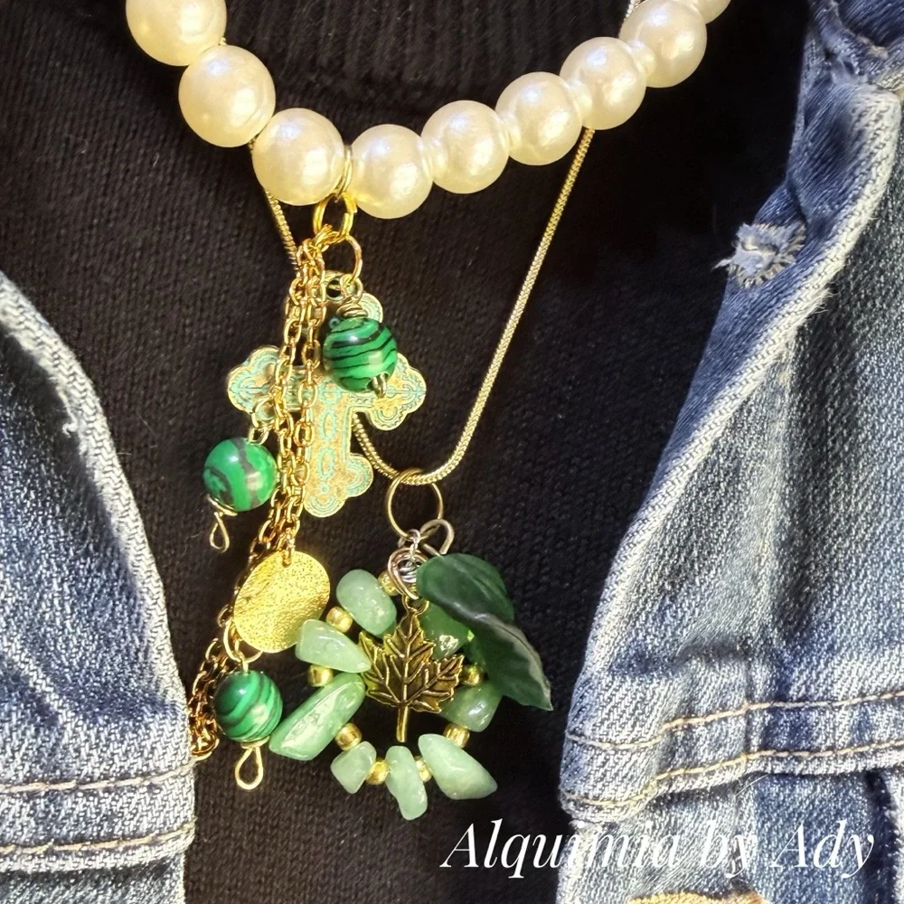 Boho-Vintage Gold and Green aventurine gemstones Leaf charms Necklace